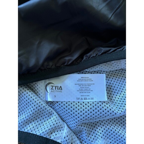 Zyia windbreaker jacket - Picture 8 of 9